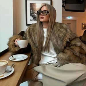 Zanitha Fur